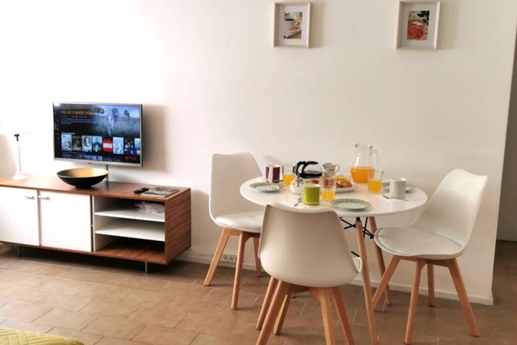 Luminoso 2 Ambientes En Almagro Av Corrientes 3 Personas Apartman Buenos Aires Kültér fotó